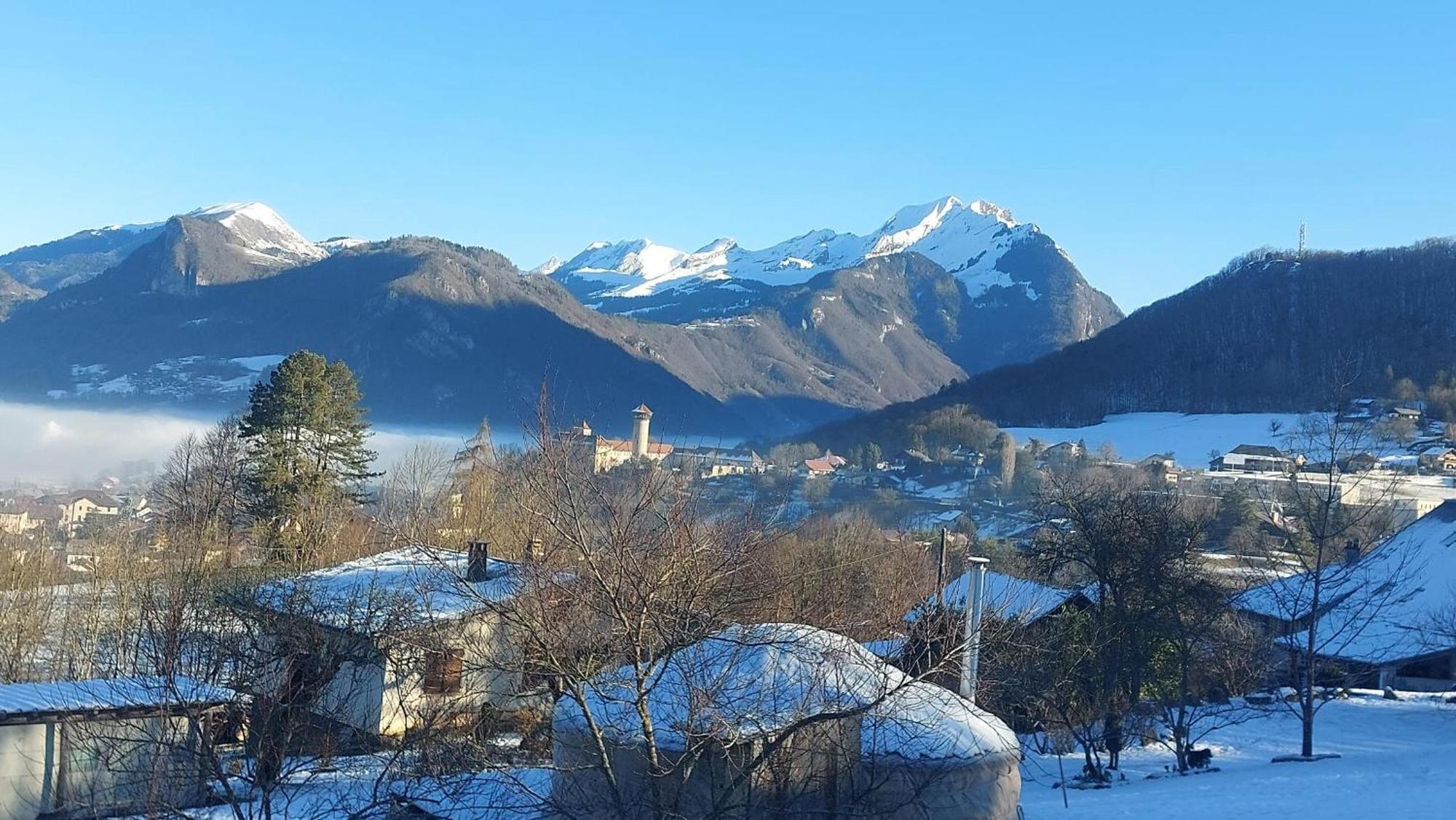 Yourtes Olachat Proche Annecy Фаверж Екстер'єр фото